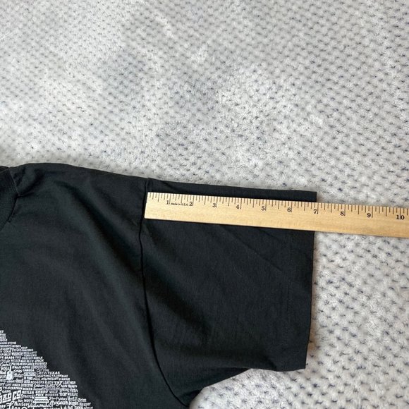 Fruit Of The Loom Shirt Mens Large Black The Family Tree Of British Rock Graphic - Picture 10 of 13